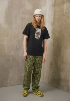 HUF MOODY TEE - T-Shirt Print - Black -Huf Geschäft 4a3e5fda2a6f41e88fdc7b0cf9548307