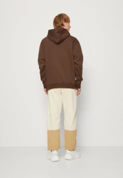 HUF QUAKE CONDITIONS HOODIE - Sweatshirt - Chocolate 8 HUF QUAKE CONDITIONS HOODIE - Sweatshirt - Chocolate -Huf Geschäft 85704274c70d4b728c3b33ea03926b0a