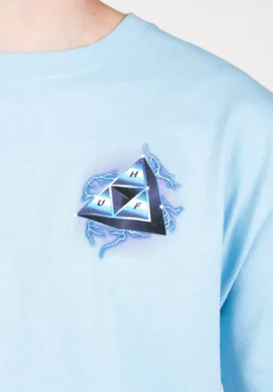 HUF Storm Triple Triangle -Huf Geschäft huf t shirts storm triple triangle lightblue closeup1 0325434