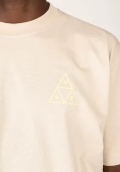 HUF Triple Triangle 5 HUF Triple Triangle -Huf Geschäft huf t shirts triple triangle clay closeup1 0390861